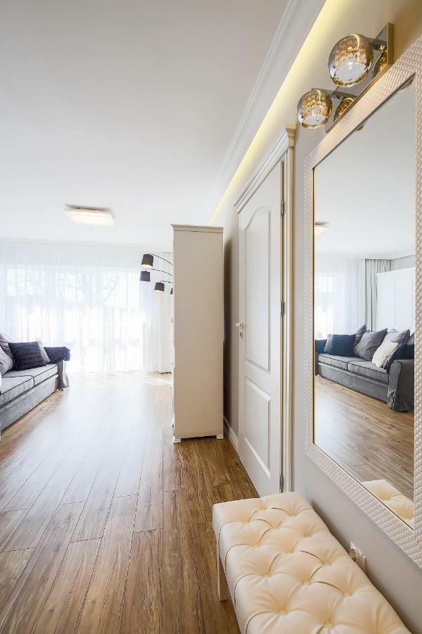 Apartament Paryski Miedzyzdroje Exterior foto
